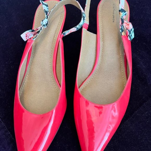 14th and Union Red Slingback pump - Picture 2 of 3